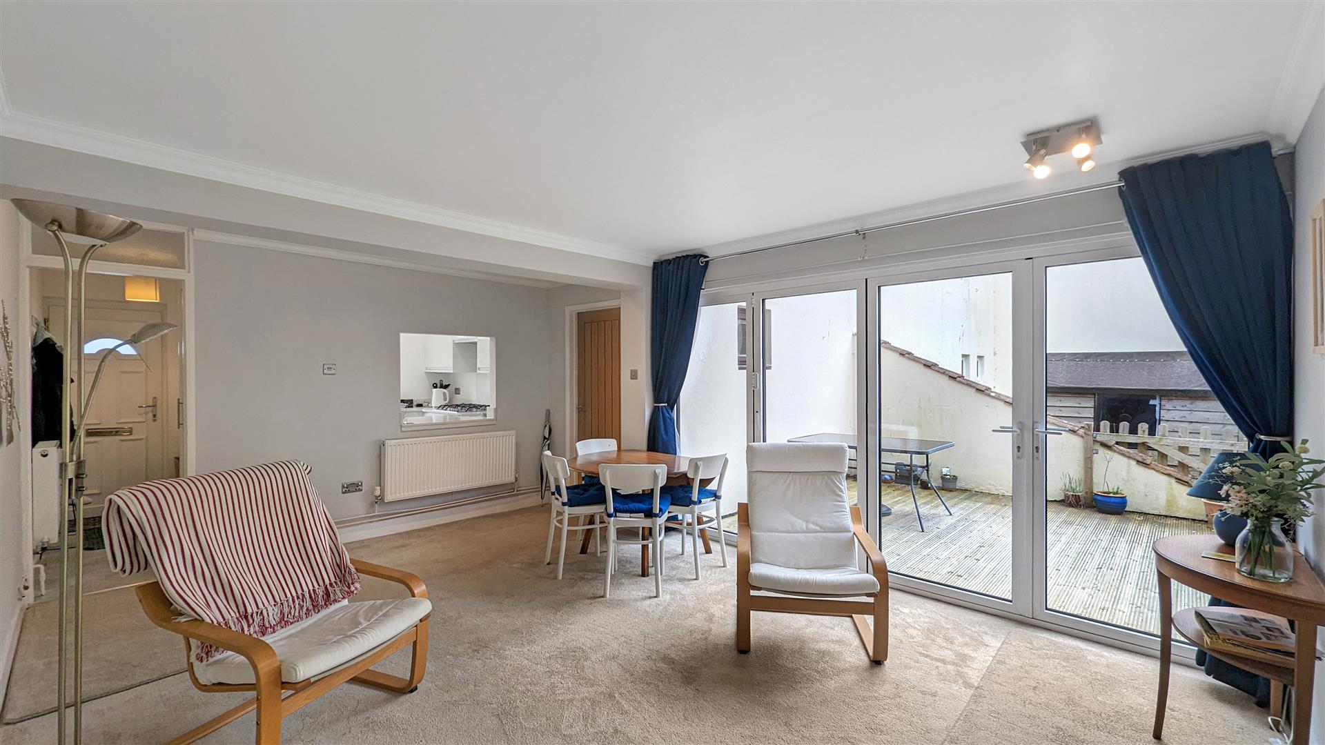 1 Bedroom Apartment Tree Hamlets, Upton, Poole